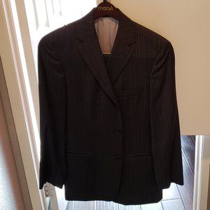 Hugo Boss Suit 38S, 31 Waist